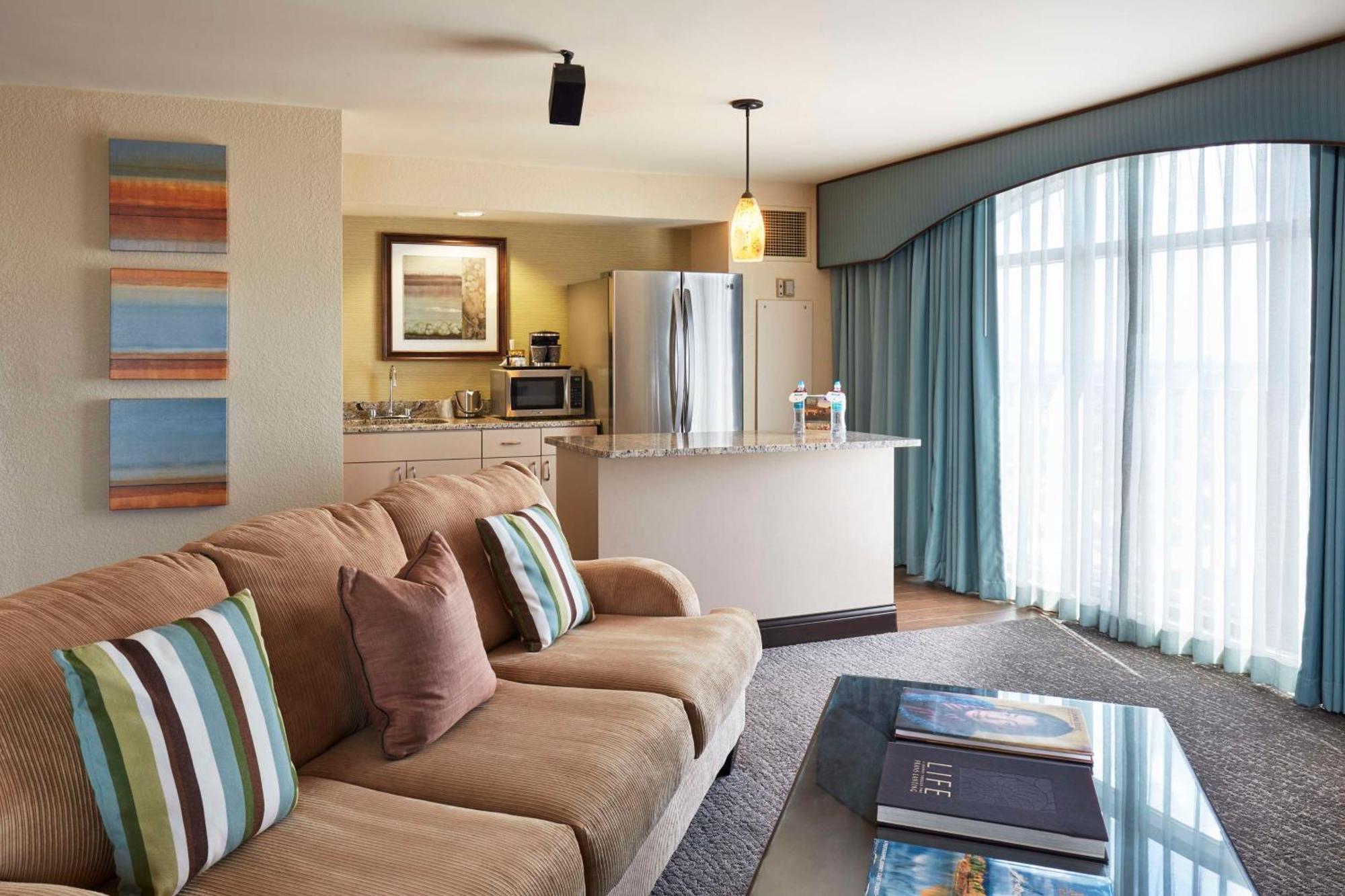 Doubletree By Hilton Hotel Orlando At Seaworld Williamsburg Esterno foto