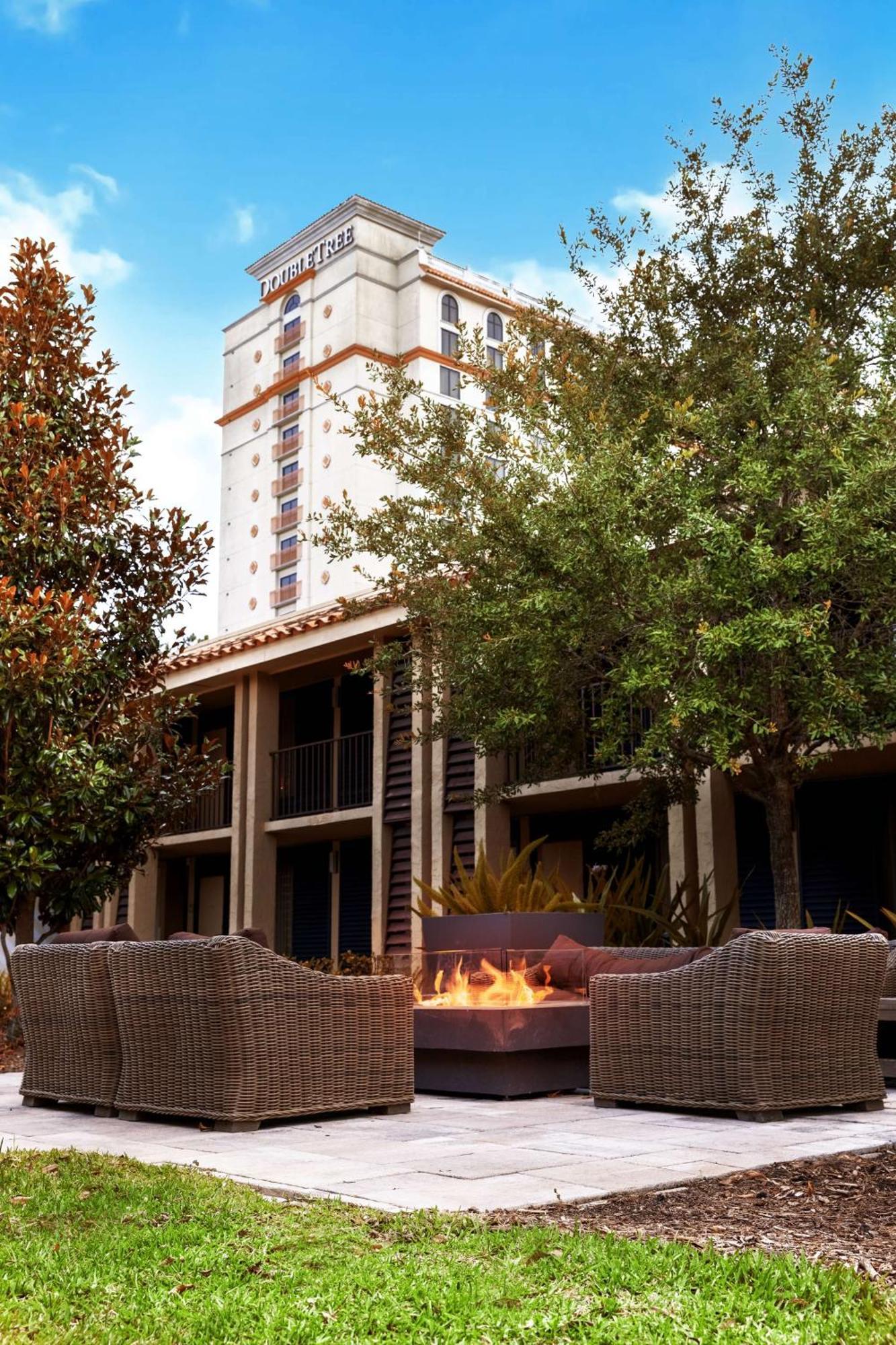 Doubletree By Hilton Hotel Orlando At Seaworld Williamsburg Esterno foto