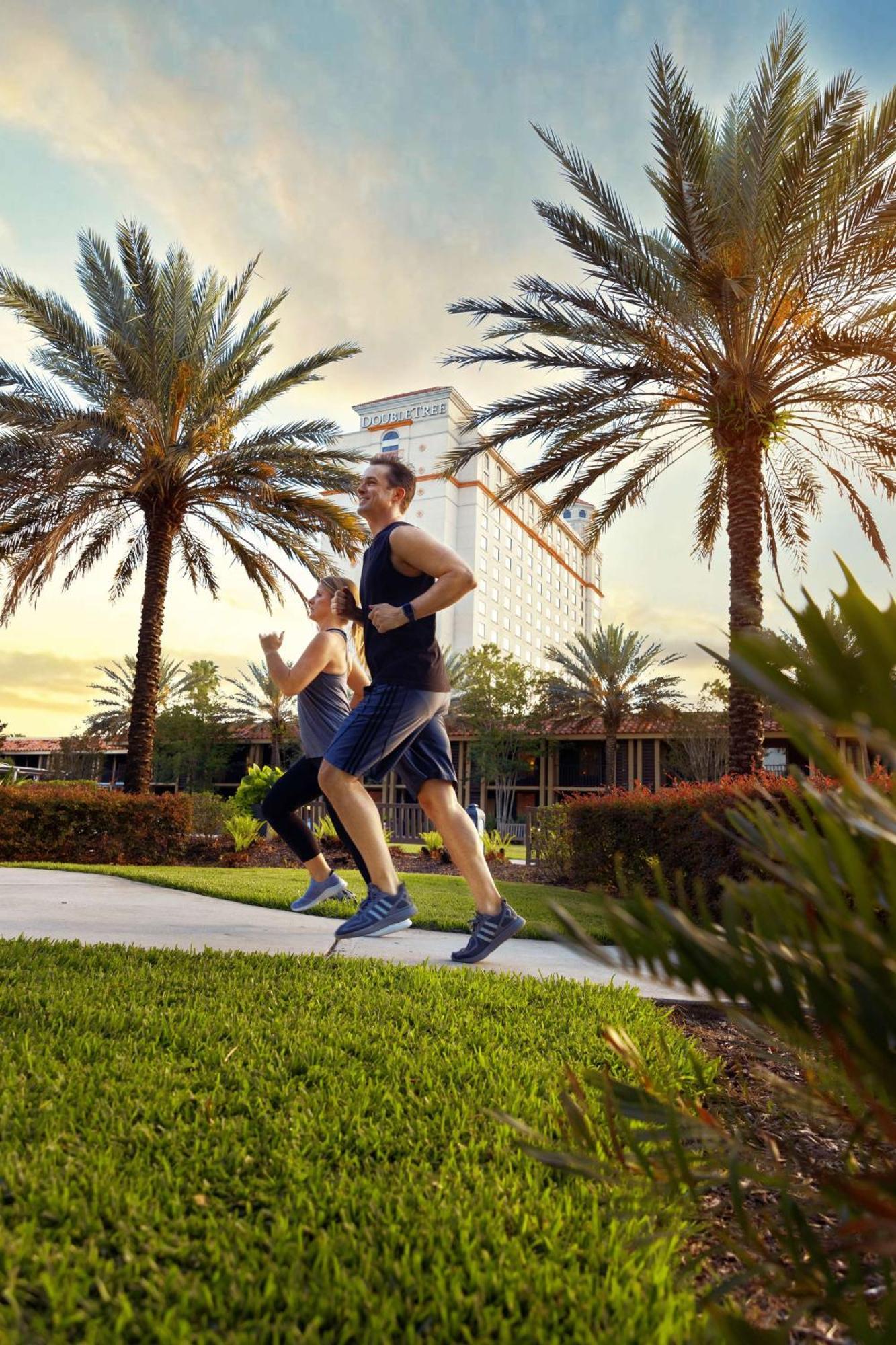 Doubletree By Hilton Hotel Orlando At Seaworld Williamsburg Esterno foto